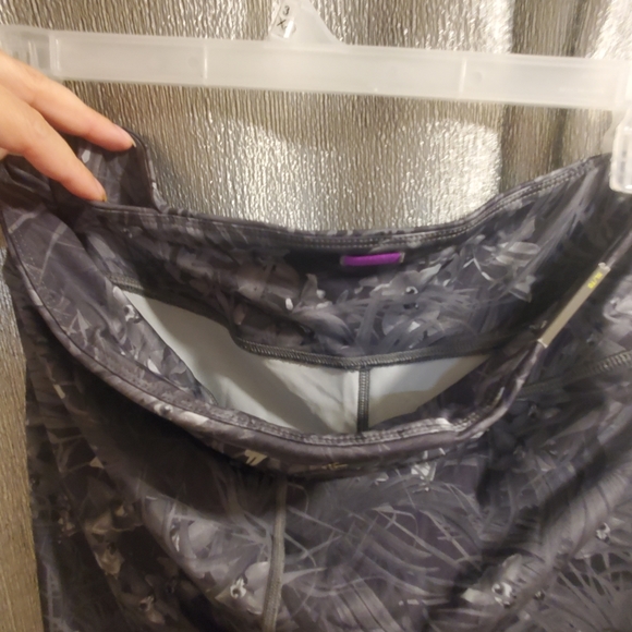 Active Pants - Picture 3 of 7